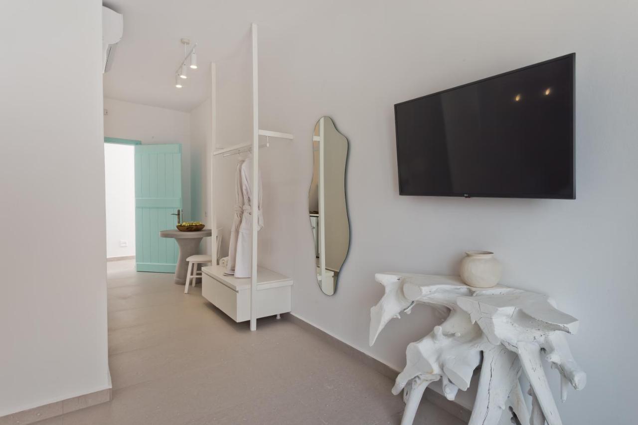 Enilion Luxury Suites Kyra Panagia Eksteriør bilde
