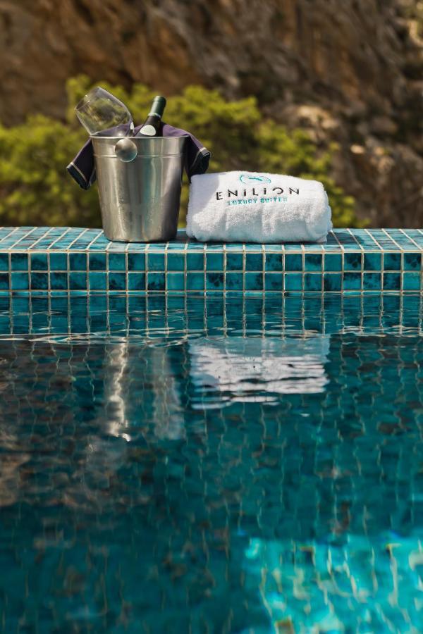 Enilion Luxury Suites Kyra Panagia Eksteriør bilde