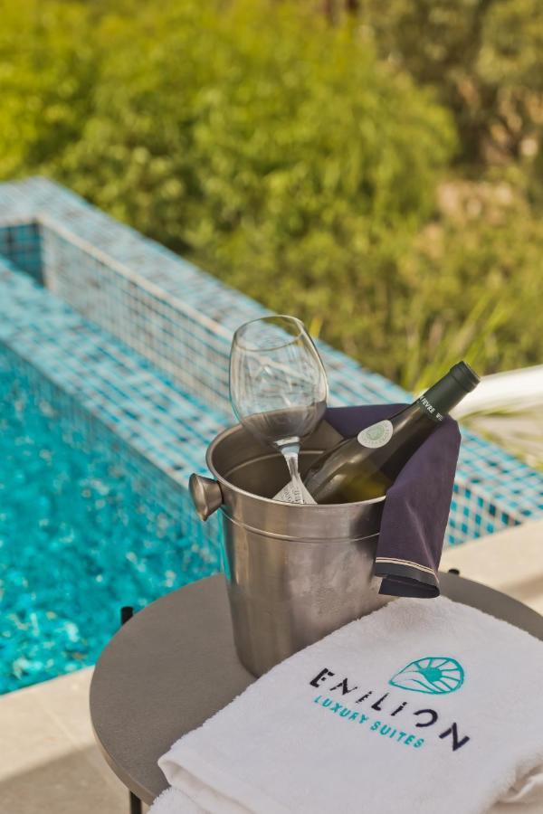 Enilion Luxury Suites Kyra Panagia Eksteriør bilde