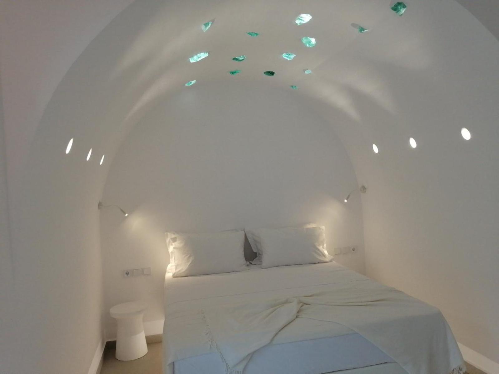 Enilion Luxury Suites Kyra Panagia Eksteriør bilde