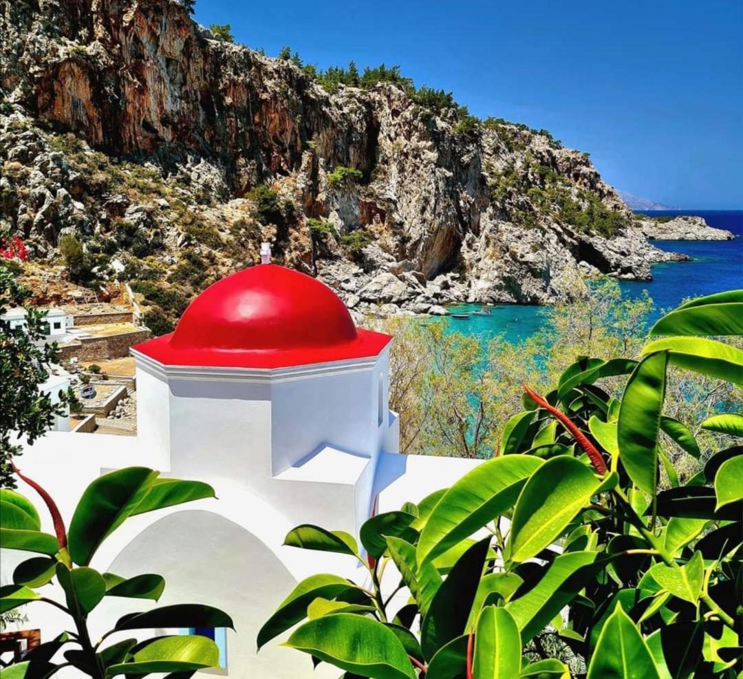 Enilion Luxury Suites Kyra Panagia Eksteriør bilde