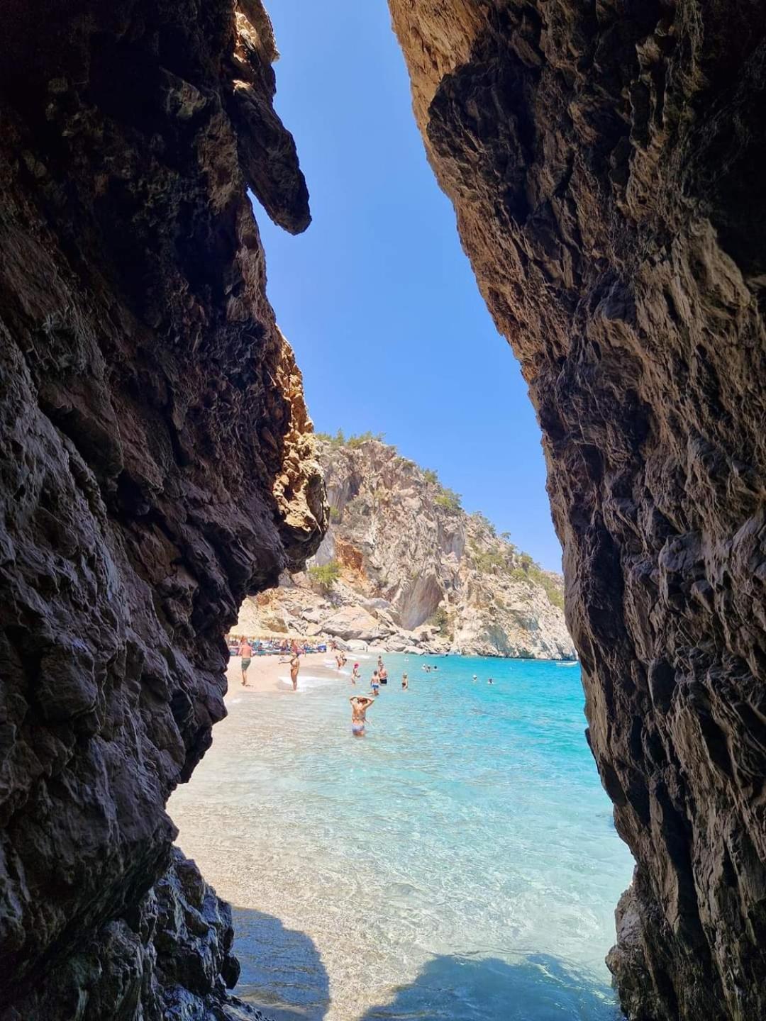 Enilion Luxury Suites Kyra Panagia Eksteriør bilde