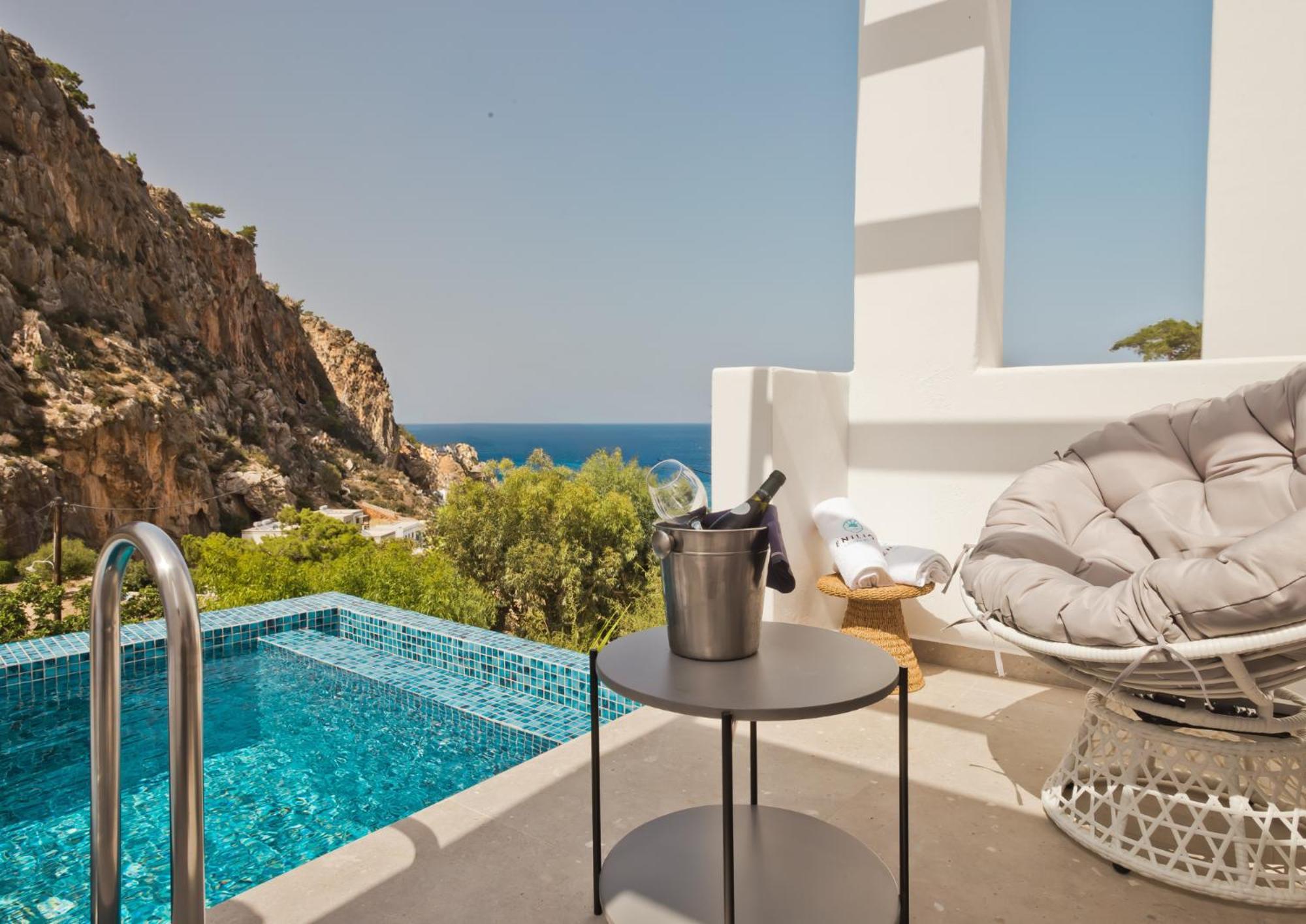 Enilion Luxury Suites Kyra Panagia Eksteriør bilde